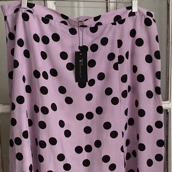 Wednesday's Girl Skirt Size 18 Lavender with Black Polka-dots - Picture 3 of 4